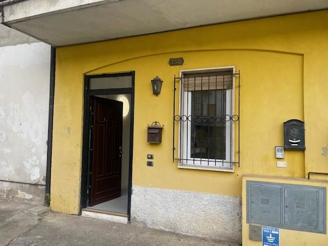 3 locali In Vendita a Turate