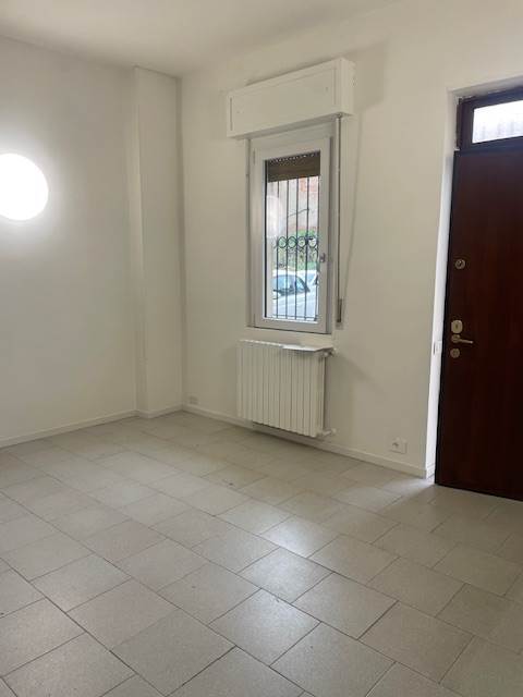 3 locali In Vendita a Turate