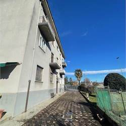 4 o più locali In Vendita a Rovellasca