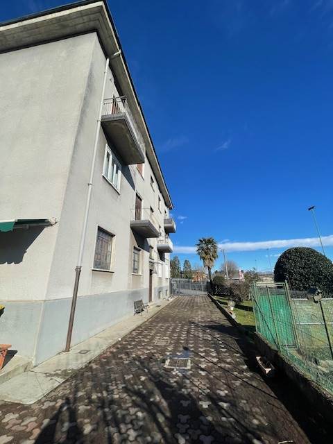 4 o più locali In Vendita a Rovellasca