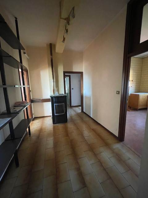4 o più locali In Vendita a Rovellasca