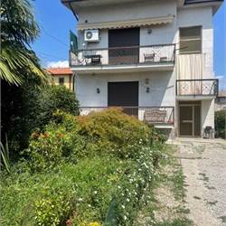 3 locali In Vendita a Lomazzo