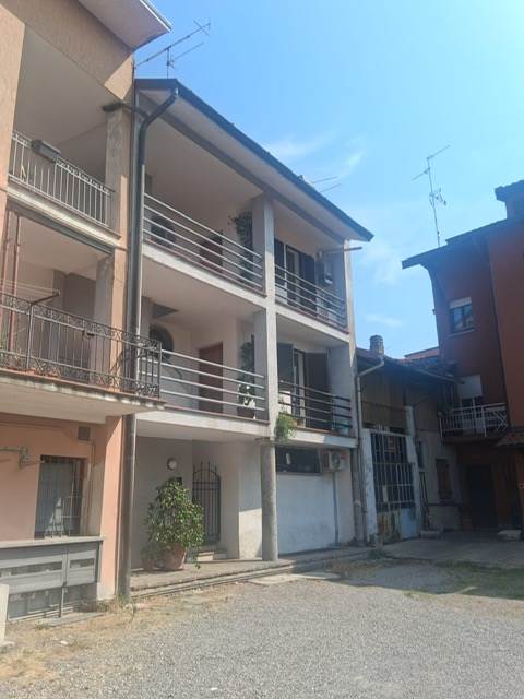 2 locali In Affitto a Lomazzo