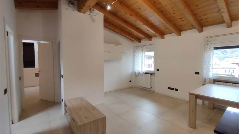Appartamento In Vendita a San Fermo della Battaglia