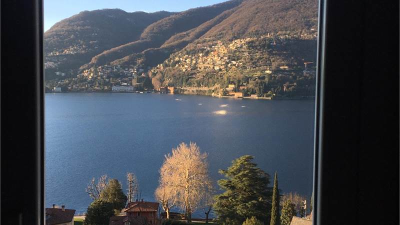 Bilocale vista lago 