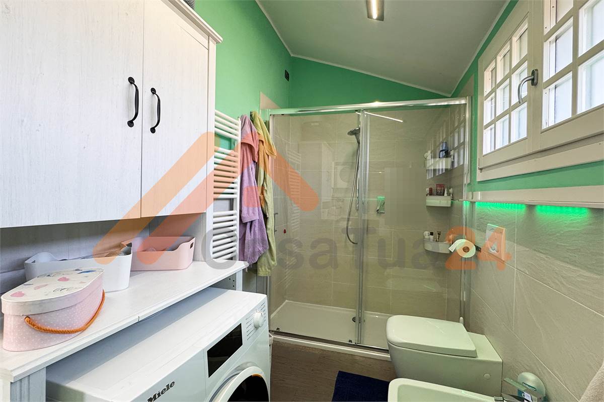 Attico bilocale in vendita con terrazza e vista panoramica