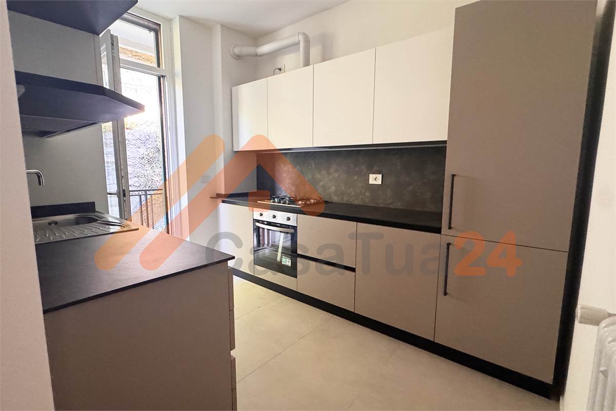 QUADRILOCALE IN AFFITTO CON BOX E CANTINA 