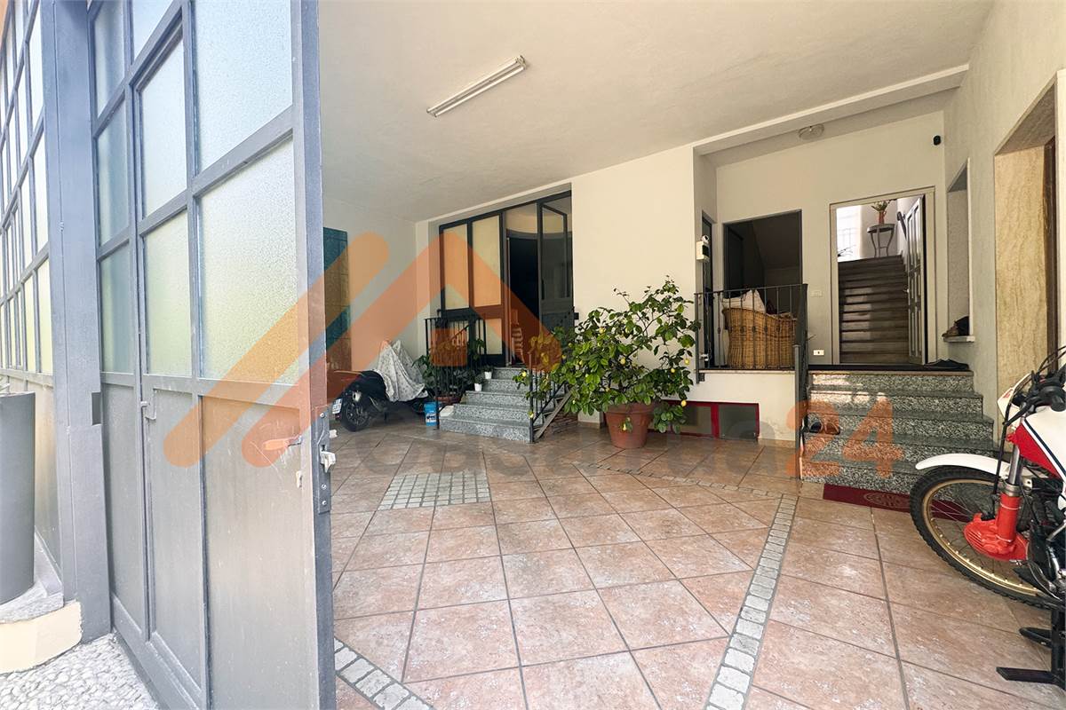 CASA SEMI-INDIPENDENTE SENZA SPESE CONDOMINIALI