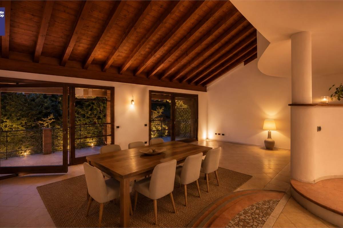Villa di Lusso in Carimate 