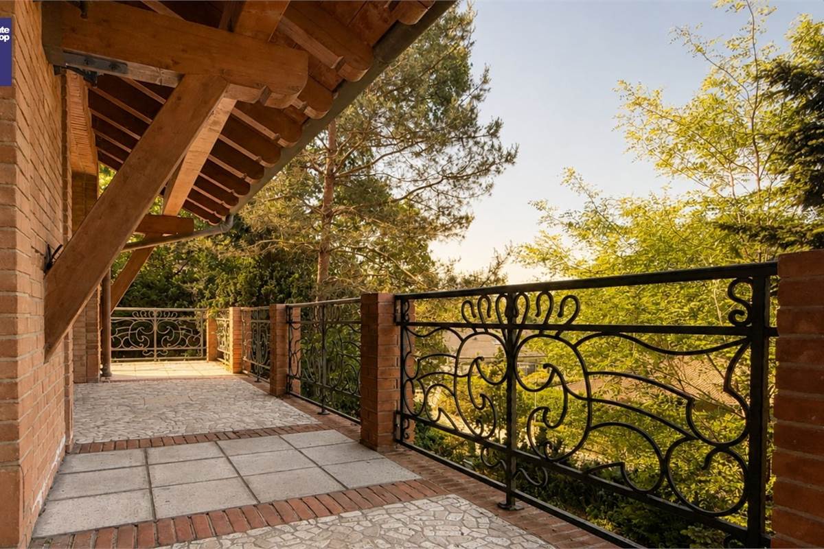 Villa di Lusso in Carimate 
