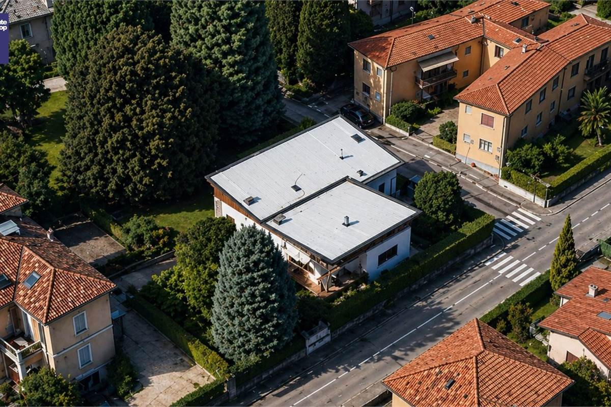 Villa Signorile nel Centro di Erba