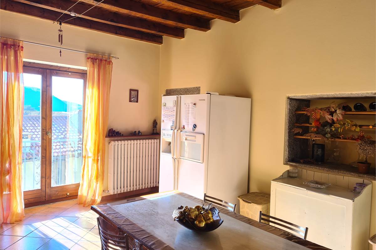 PRESTIGIOSO APPARTAMENTO AD ASSO