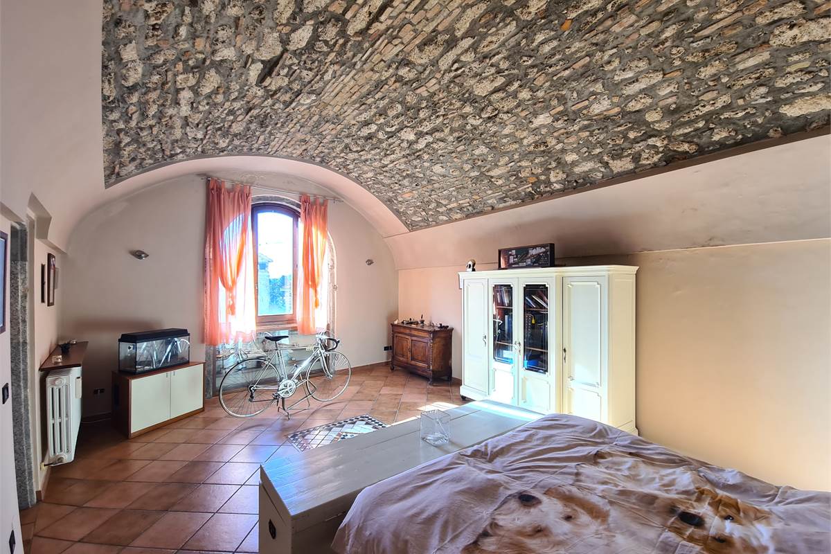PRESTIGIOSO APPARTAMENTO AD ASSO