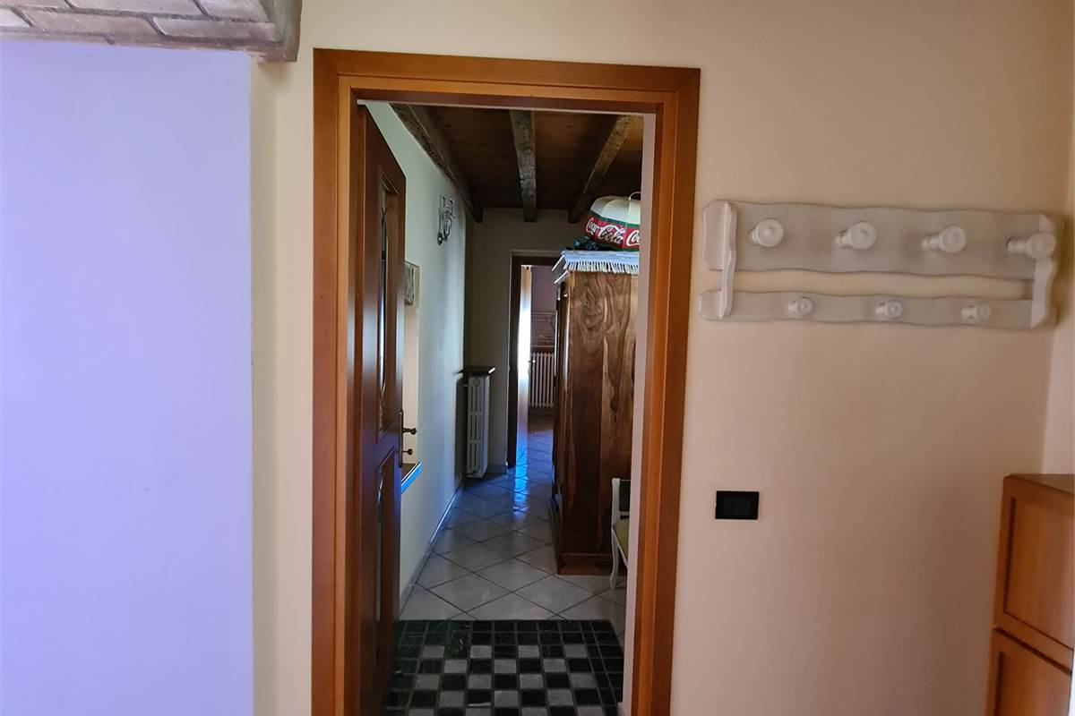 PRESTIGIOSO APPARTAMENTO AD ASSO