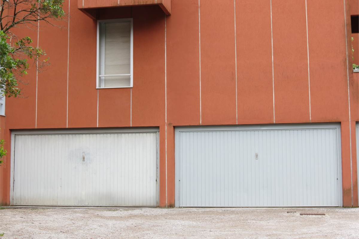 Bilocale arredato in affitto a Tavernola in zona servita