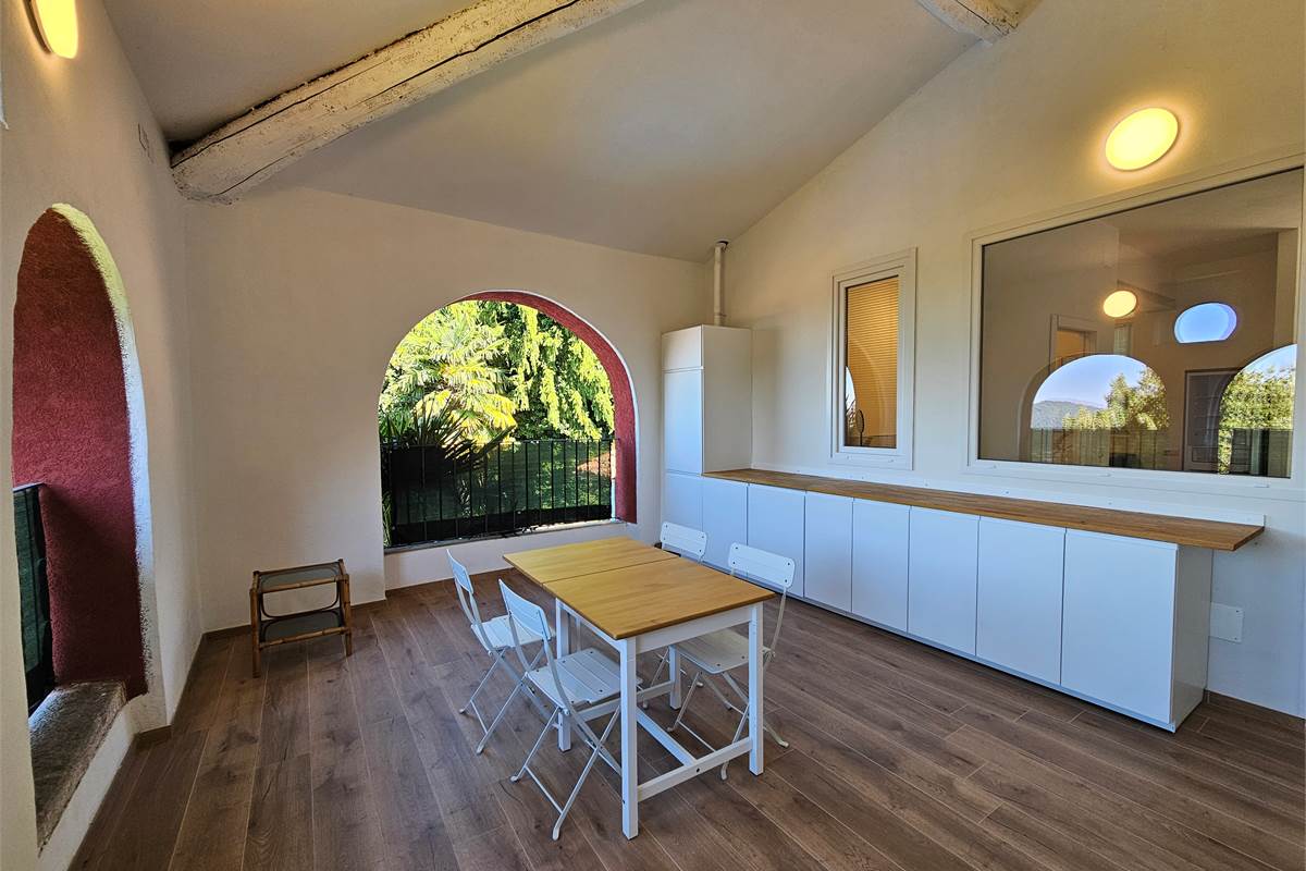 Splendido bilocale arredato con loggiato - Tavernerio