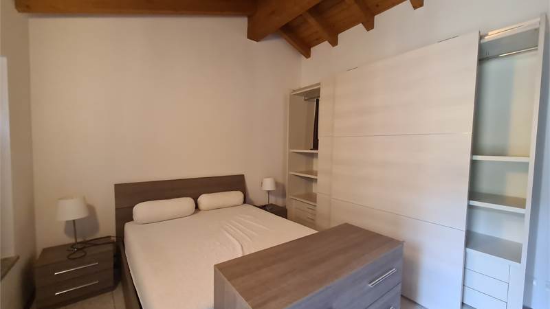 Ottimo bilocale completamente arredato con balconata - Fino Mornasco