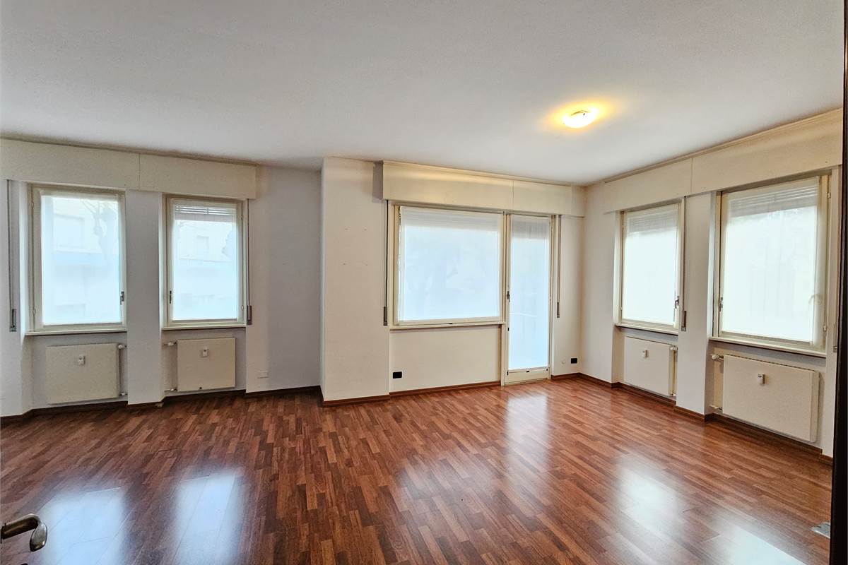 Splendido ufficio con due terrazzi e vista lago - Como