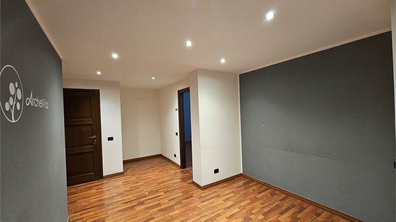 Splendido ufficio con due terrazzi e vista lago - Como