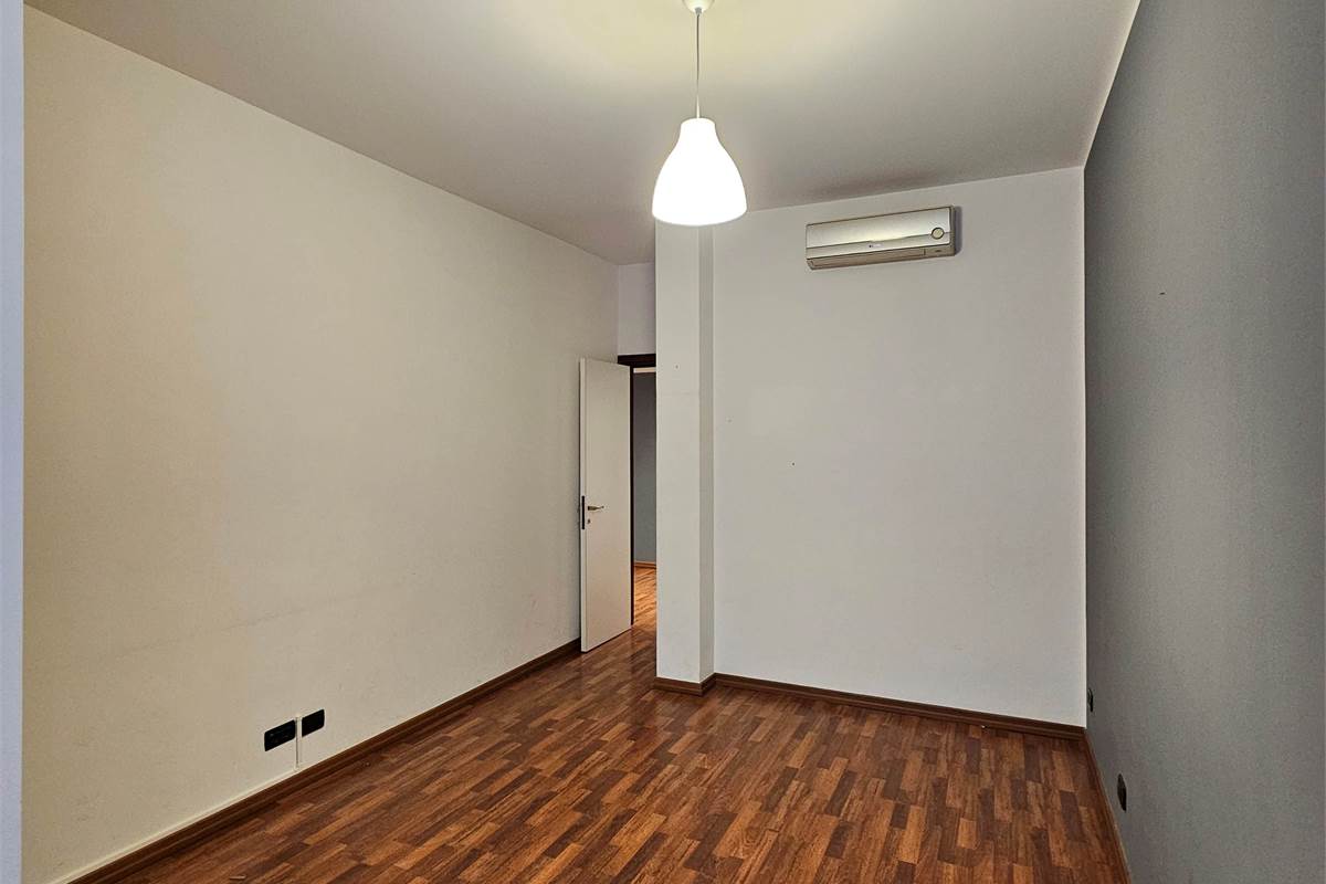 Splendido quadrilocale con terrazzi e vista lago - Como