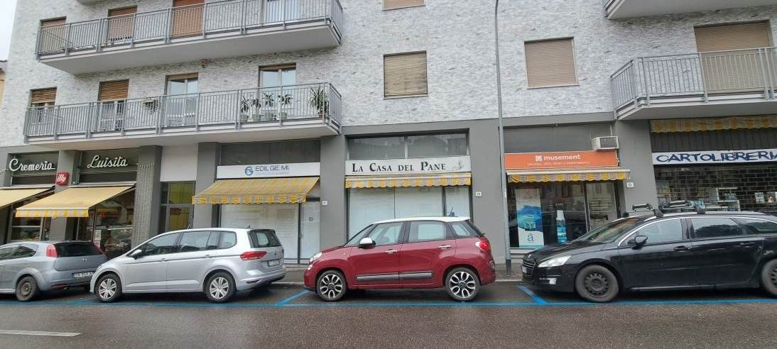 COMO BORGHI vendesi UFFICIO/NEGOZIO