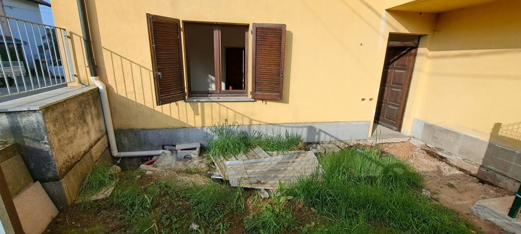 Appartamento In Vendita a Appiano Gentile