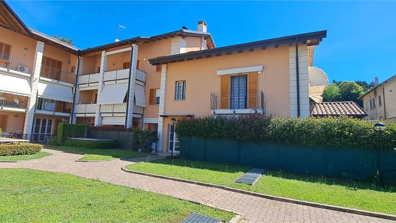 3 locali con giardino
