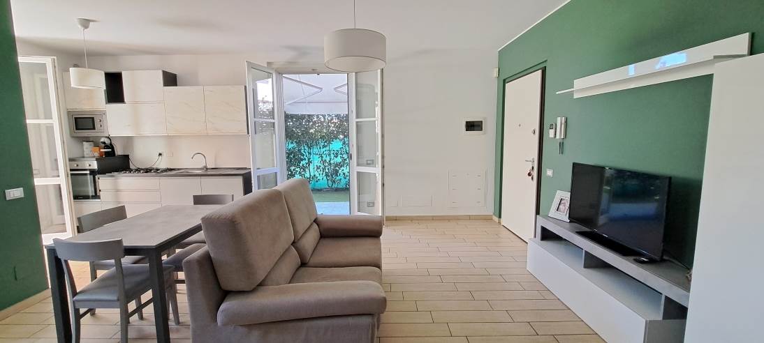 3 locali con giardino
