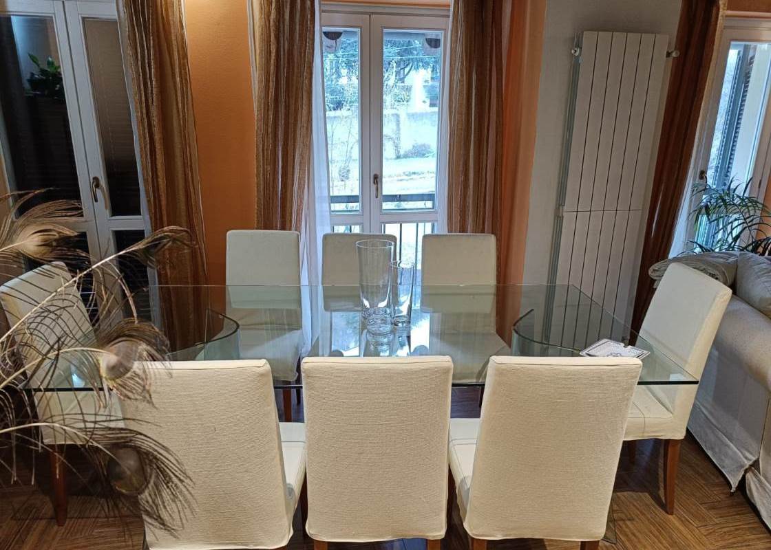 QUADRILOCALE CON DOPPI SERVIZI E BOX