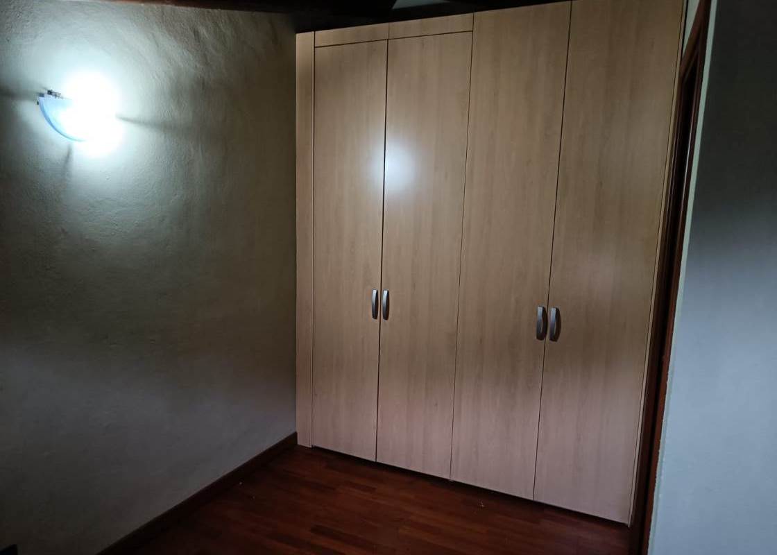 QUADRILOCALE CON DOPPI SERVIZI E BOX