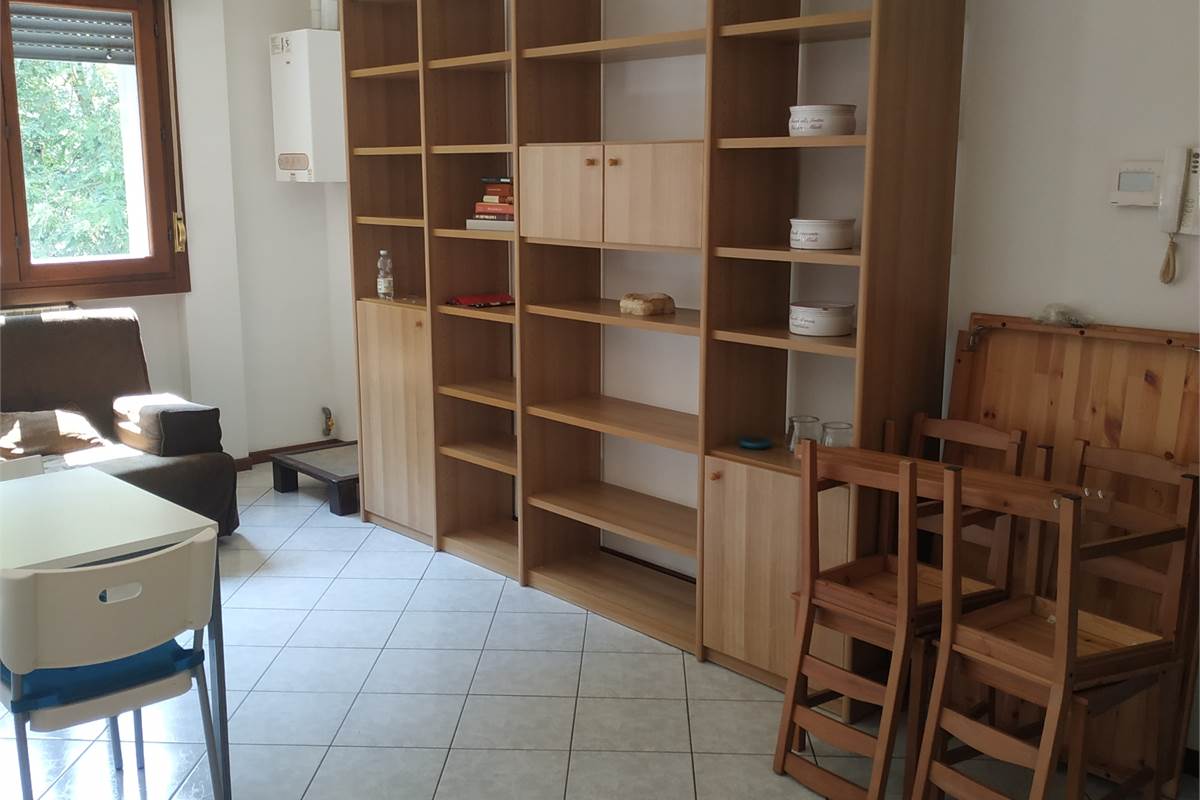 MONOLOCALE CON BOX