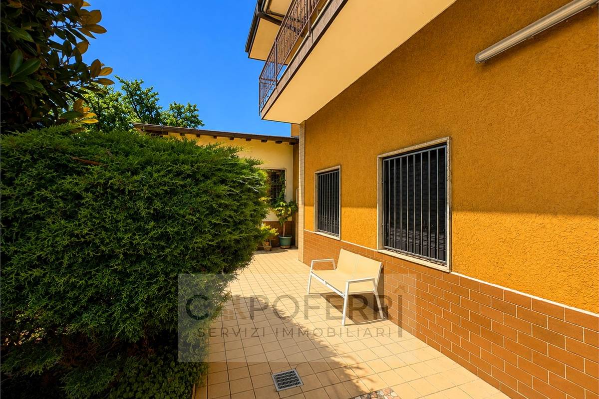 APPARTAMENTO TRILOCALE IN CASA SINGOLA