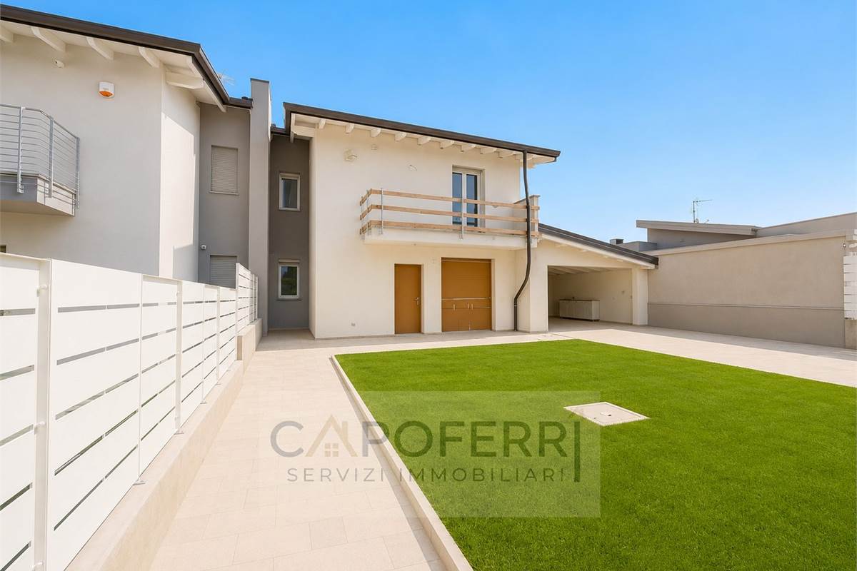 VILLA BIFAMILIARE DI PREGIO IN FASE DI ULTIMAZIONE