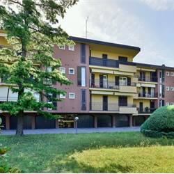 Rif. 3054 - Erba/3 locali