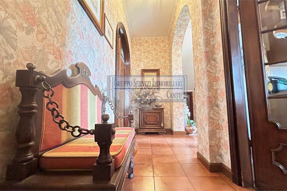 SPLENDIDA DIMORA IN COLLINA