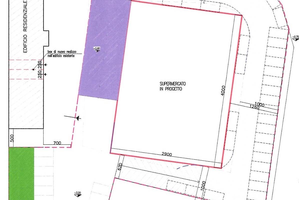 Commerciale Fronte strada 1000 mq parcheggio