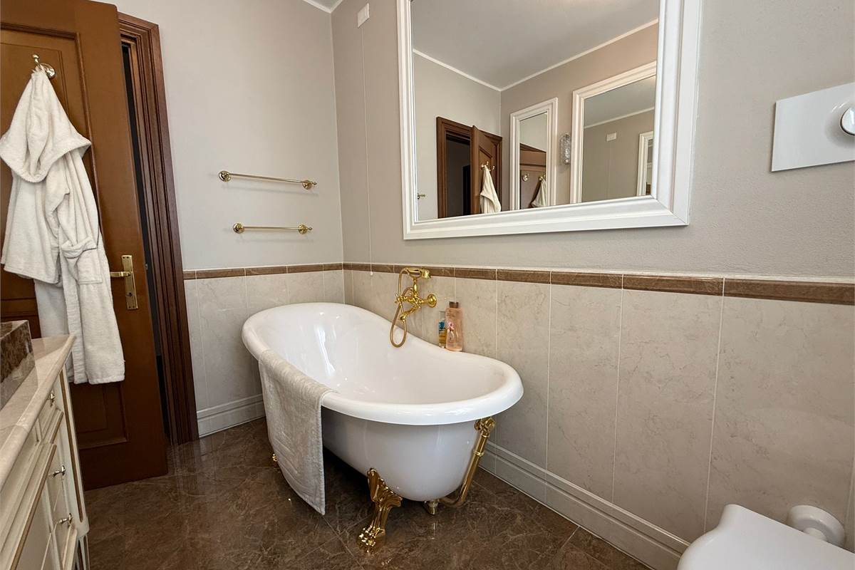 Il piacere di abitare: comfort, luce e atmosfera in una residenza esclusiva