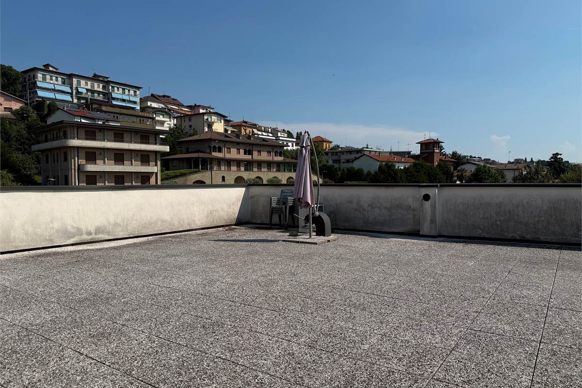 Ultimo piano con terrazzo
