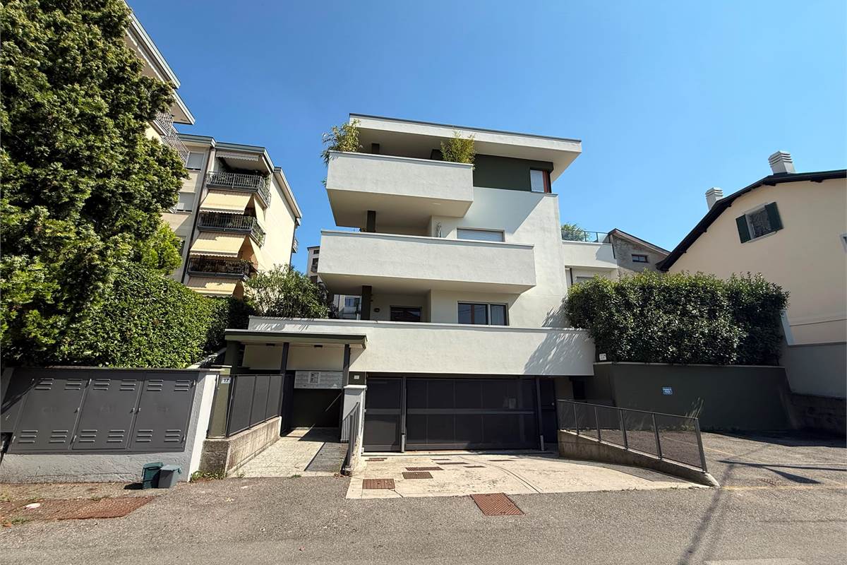 Esclusiva residenza in duplex con terrazzo panoramico
