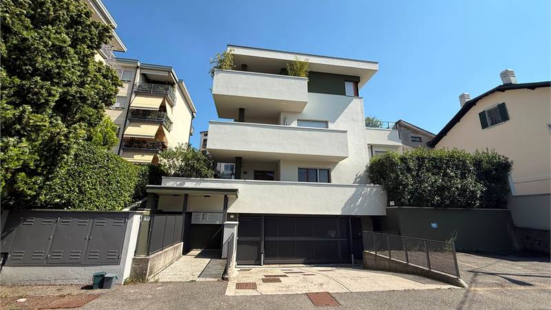 Esclusiva residenza in duplex con terrazzo panoramico