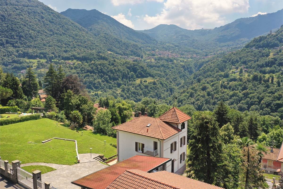 Villa storica sul lago di Como