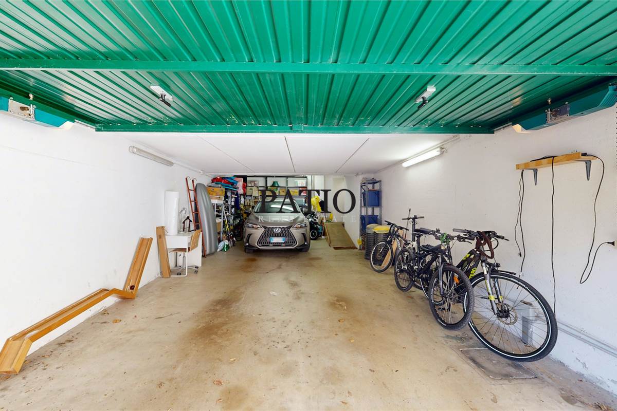 garage