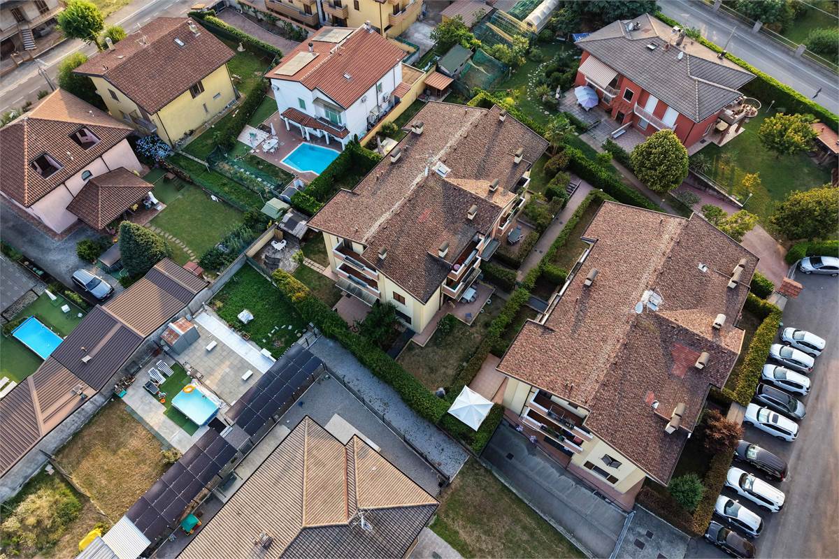 Trilocale al PT con giardino taverna e box