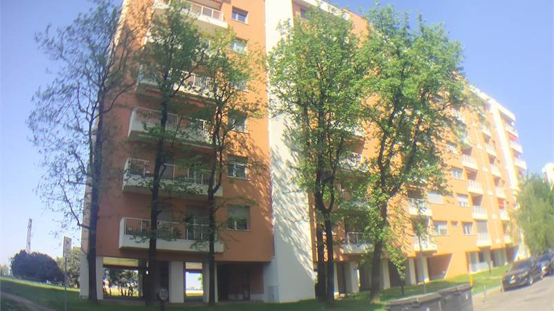 2 locali In Vendita a Opera
