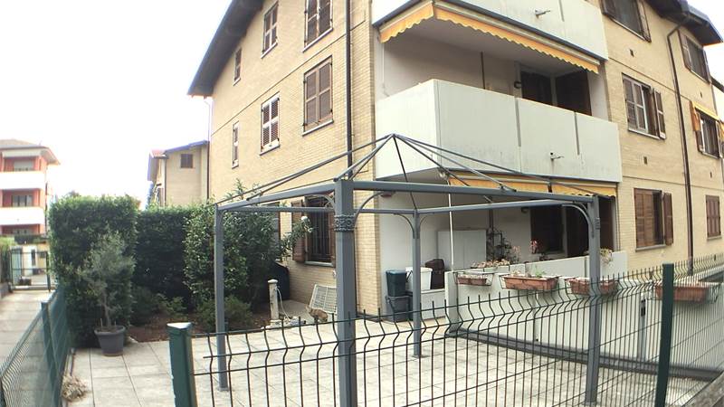 2 locali In Affitto a Rovellasca