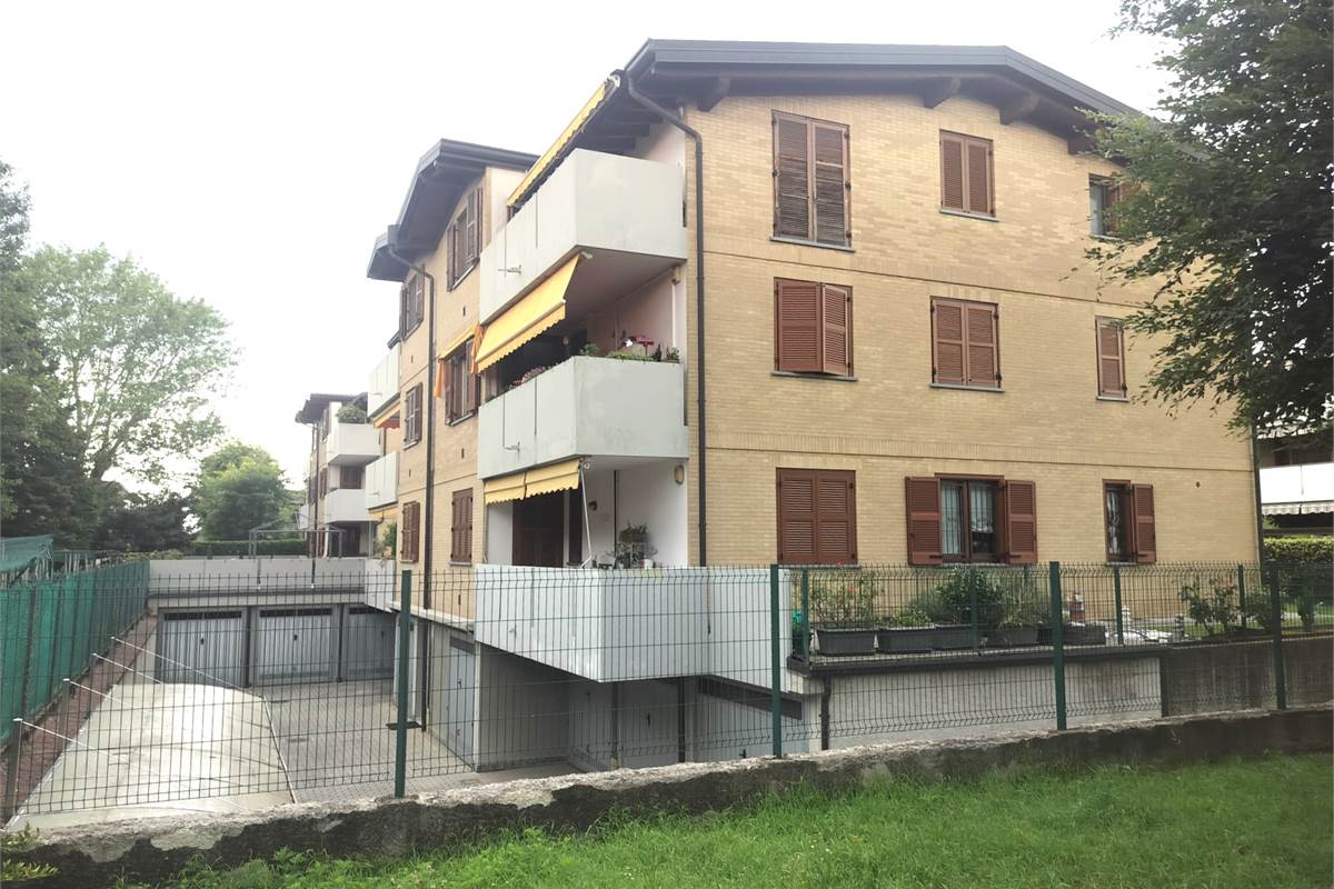 2 locali In Affitto a Rovellasca