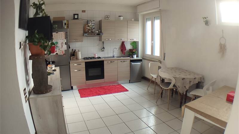 2 locali In Vendita a Rovellasca
