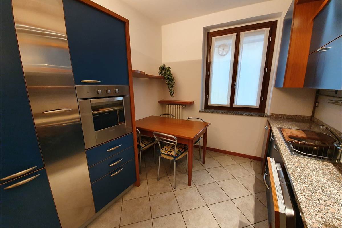 Ottimo trilocale completamente arredato a Fenegrò