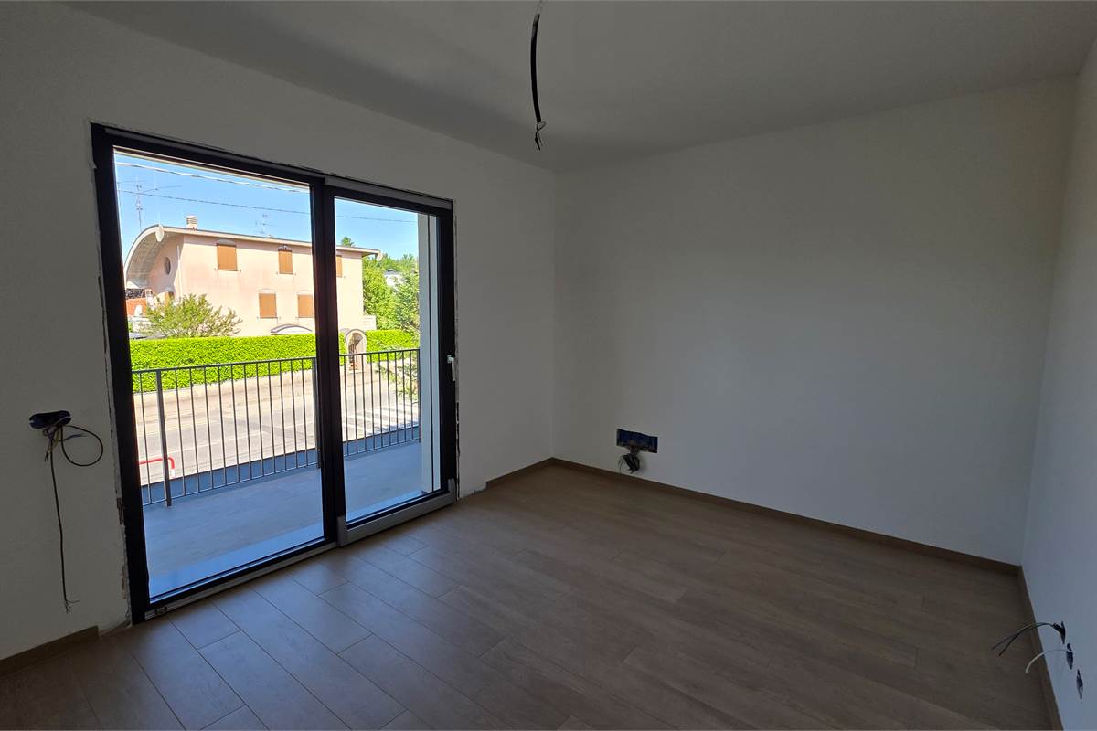 Ottima VILLA BIFAMIGLIARE a Lomazzo 