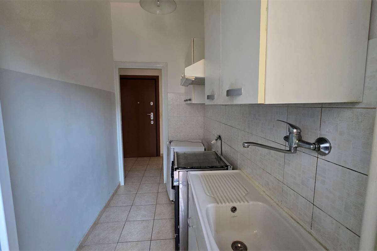 Bilocale in vendita con cantina a Lipomo 